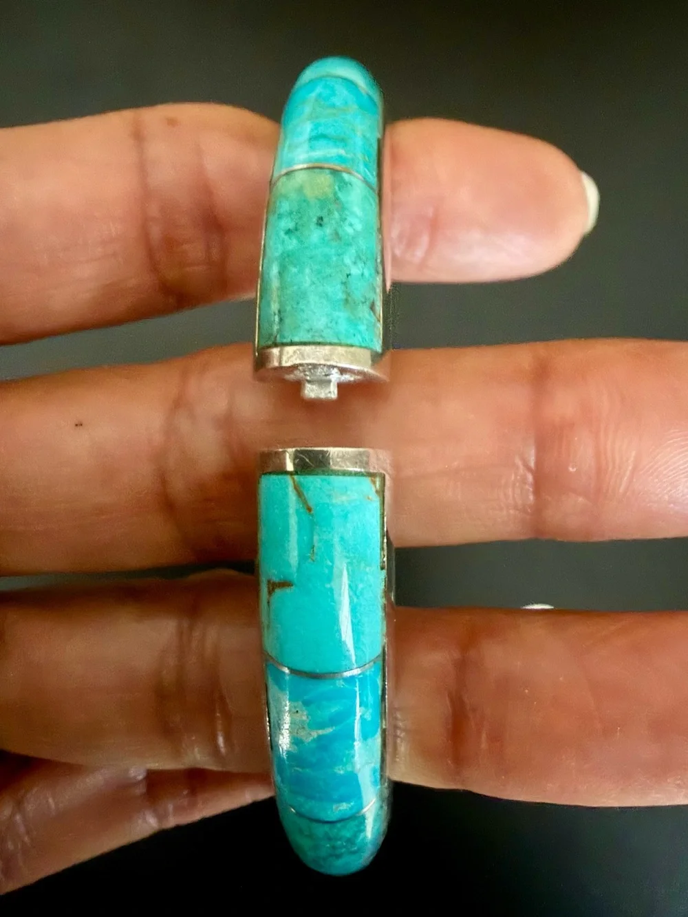 VINTAGE JAY KING (DTR) STERLING SILVER GENUINE TURQUOISE INLAY BANGLE BRACELET